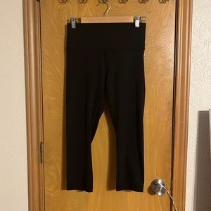 Lululemon size 8 leggings